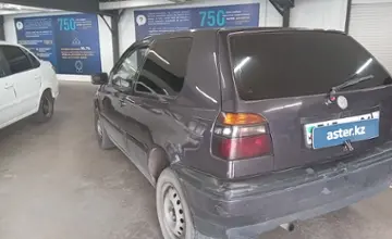 Volkswagen Golf 1993 года за 890 000 тг. в Астана фото 4