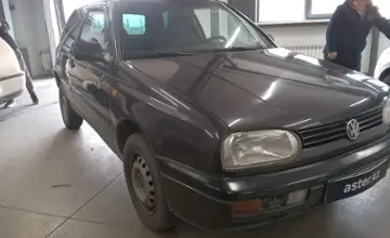 Volkswagen Golf 1993 года за 890 000 тг. в Астана фото 2