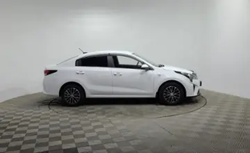 Kia Rio 2021 года за 7 700 000 тг. в Алматы фото 4