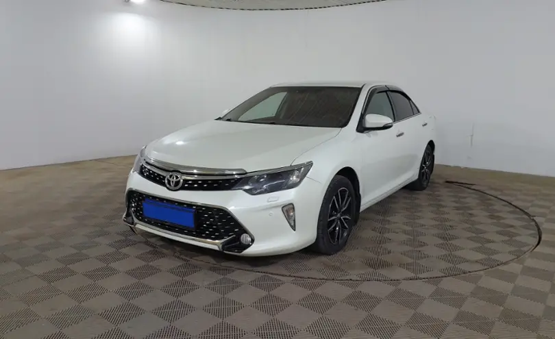 Toyota Camry 2016 года за 11 290 000 тг. в Шымкент