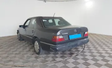 Mercedes-Benz W124 1991 года за 1 290 000 тг. в Шымкент фото 4