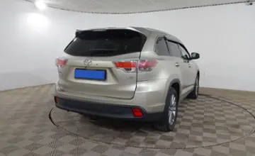 Toyota Highlander 2015 года за 14 990 000 тг. в Шымкент