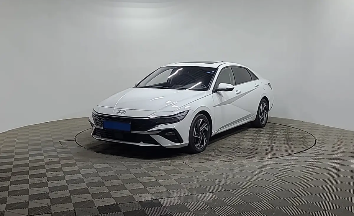 2024 Hyundai Elantra