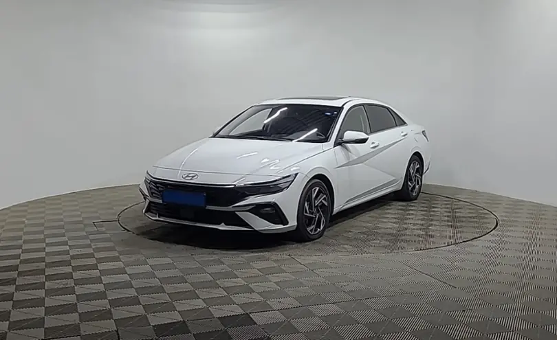 Hyundai Elantra 2024 года за 8 690 000 тг. в Алматы