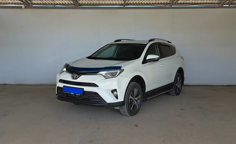 Toyota RAV4 2017 года за 10 990 000 тг. в Кызылорда