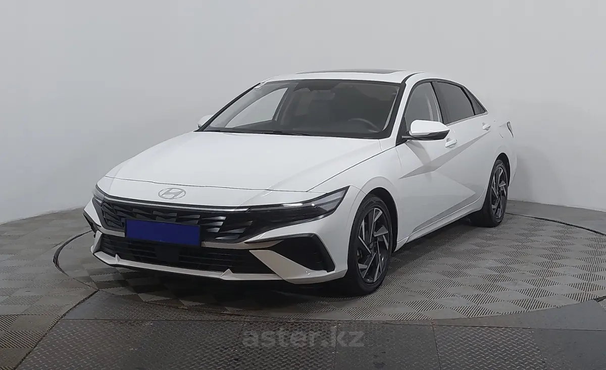 2024 Hyundai Elantra