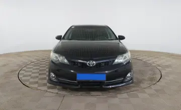 Toyota Camry 2014 года за 9 290 000 тг. в Шымкент фото 2
