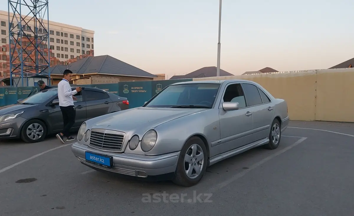 1996 Mercedes-Benz E-Класс