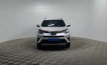 Toyota RAV4 2018 года за 12 890 000 тг. в Алматы фото 2