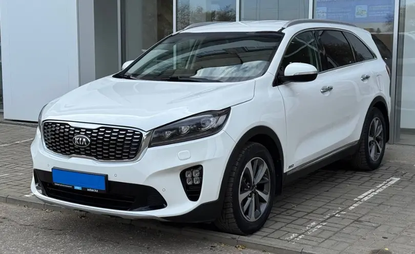 Kia Sorento 2019 года за 11 360 000 тг. в Актобе