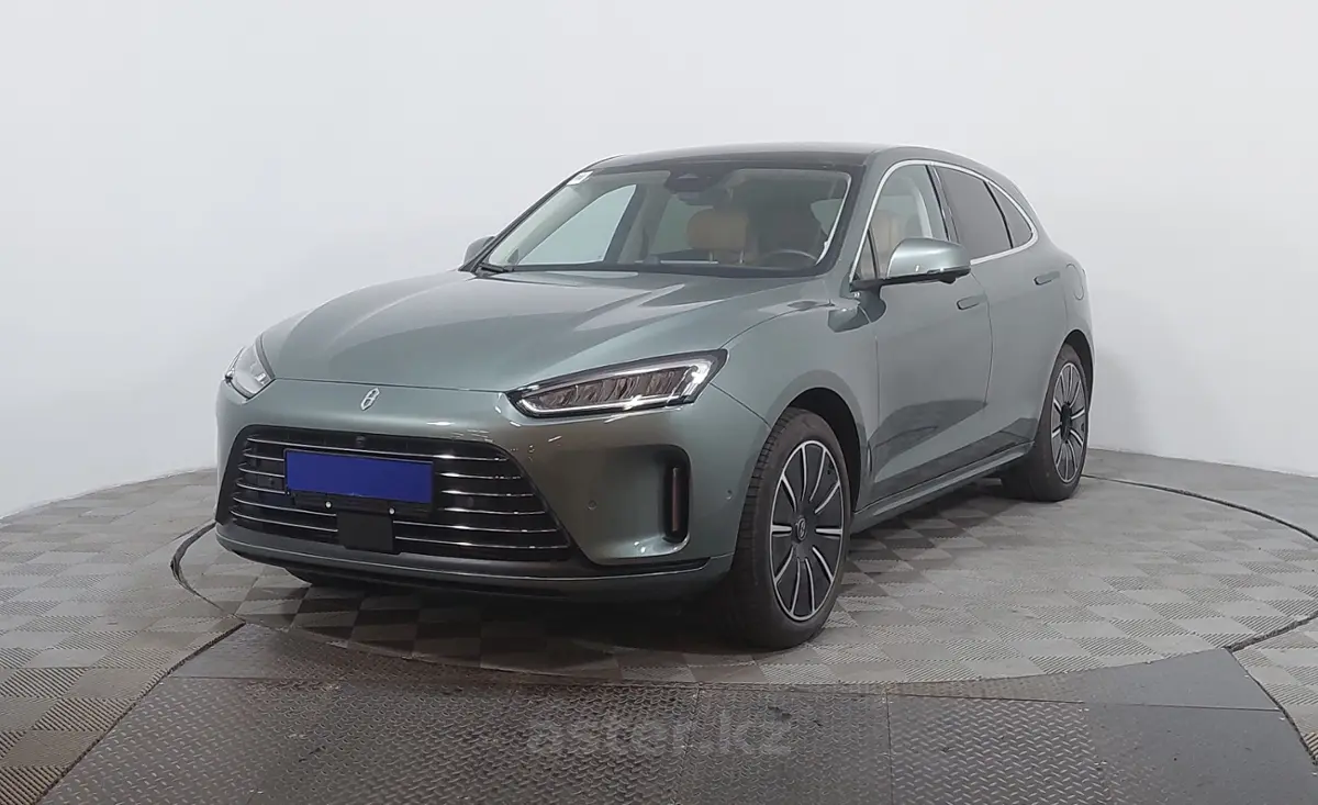 2022 Aito M5