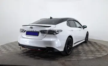 Toyota Camry 2021 года за 14 250 000 тг. в Астана
