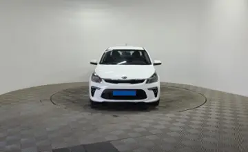 Kia Rio 2018 года за 6 790 000 тг. в Алматы фото 2
