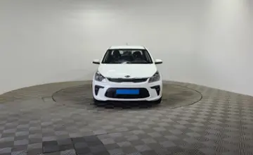 Kia Rio 2018 года за 6 990 000 тг. в Алматы фото 2