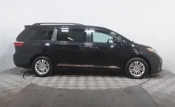 Toyota Sienna 2016 года за 13 590 000 тг. в Астана фото 4