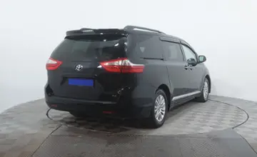 Toyota Sienna 2016 года за 13 590 000 тг. в Астана