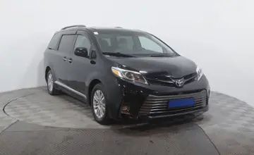 Toyota Sienna 2016 года за 13 590 000 тг. в Астана фото 3