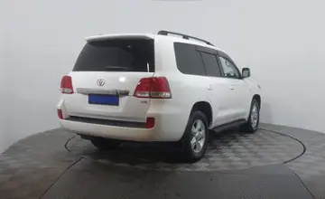 Toyota Land Cruiser 2010 года за 17 490 000 тг. в Астана