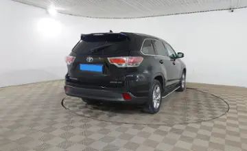 Toyota Highlander 2016 года за 15 990 000 тг. в Шымкент