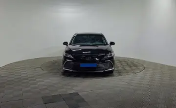 Toyota Camry 2021 года за 11 490 000 тг. в Алматы фото 2