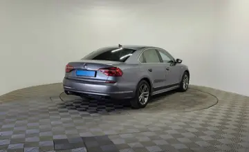 Volkswagen Passat 2017 года за 7 590 000 тг. в Алматы