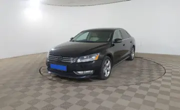 Volkswagen Passat 2015 года за 6 190 000 тг. в Шымкент фото 1