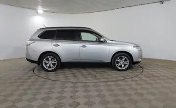 Mitsubishi Outlander 2013 года за 7 590 000 тг. в Шымкент фото 4