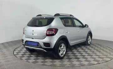 Renault Sandero 2015 года за 3 350 000 тг. в Караганда