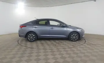 Hyundai Accent 2018 года за 6 890 000 тг. в Шымкент фото 4