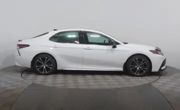 Toyota Camry 2021 года за 13 500 000 тг. в Астана фото 4
