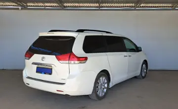 Toyota Sienna 2012 года за 14 100 000 тг. в Кызылорда