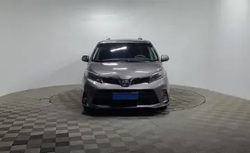 Toyota Sienna 2014 года за 14 000 000 тг. в Алматы фото 2