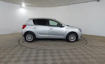 Renault Sandero 2015 года за 3 390 000 тг. в Шымкент фото 4