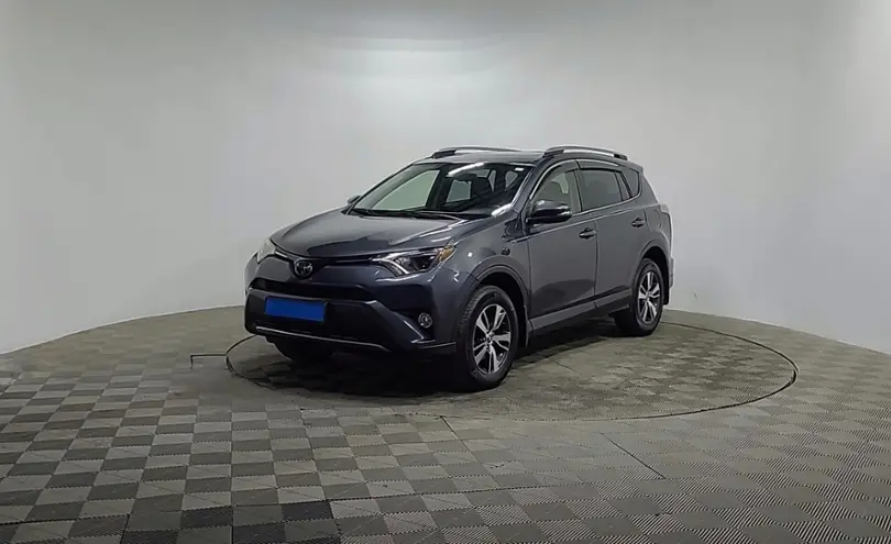 Toyota RAV4 2018 года за 12 800 000 тг. в Алматы