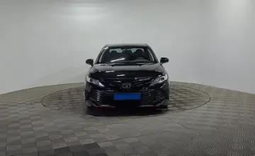 Toyota Camry 2020 года за 13 800 000 тг. в Алматы фото 2