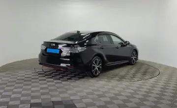 Toyota Camry 2020 года за 13 800 000 тг. в Алматы