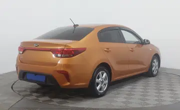 Kia Rio 2018 года за 7 850 000 тг. в Астана