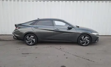Hyundai Elantra 2023 года за 8 390 000 тг. в Алматы фото 4
