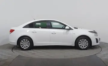 Chevrolet Cruze 2013 года за 3 590 000 тг. в Астана фото 4