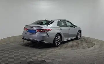 Toyota Camry 2019 года за 12 500 000 тг. в Алматы