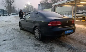 Volkswagen Passat 2013 года за 3 990 000 тг. в Талдыкорган фото 4