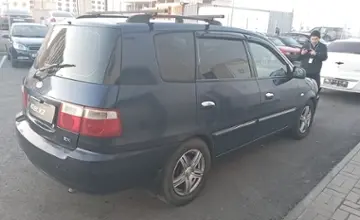 Kia Carens 2006 года за 2 690 000 тг. в Астана фото 3