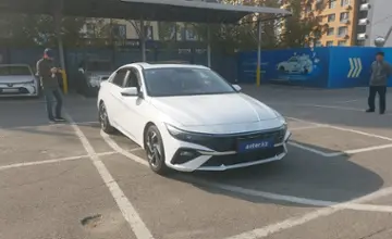 Hyundai Elantra 2023 года за 8 890 000 тг. в Алматы фото 2