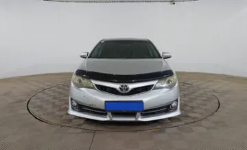 Toyota Camry 2014 года за 9 490 000 тг. в Шымкент фото 2