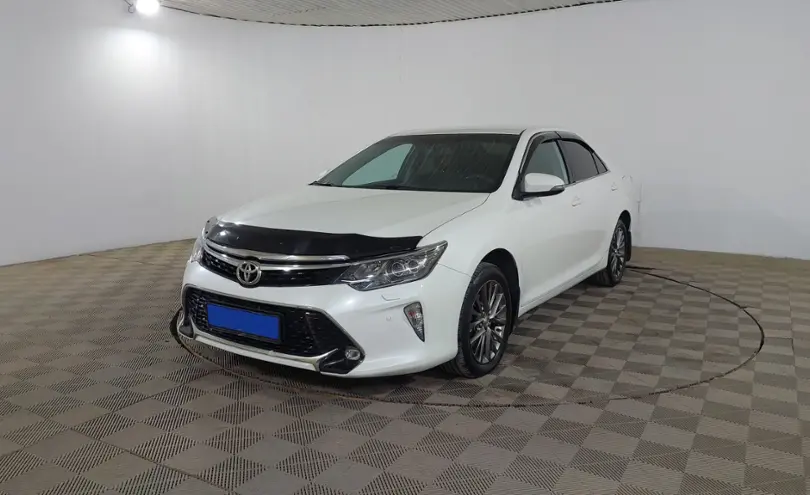 Toyota Camry 2016 года за 10 990 000 тг. в Шымкент
