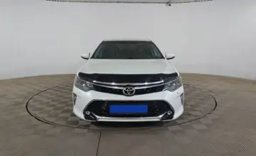 Toyota Camry 2016 года за 10 990 000 тг. в Шымкент фото 2