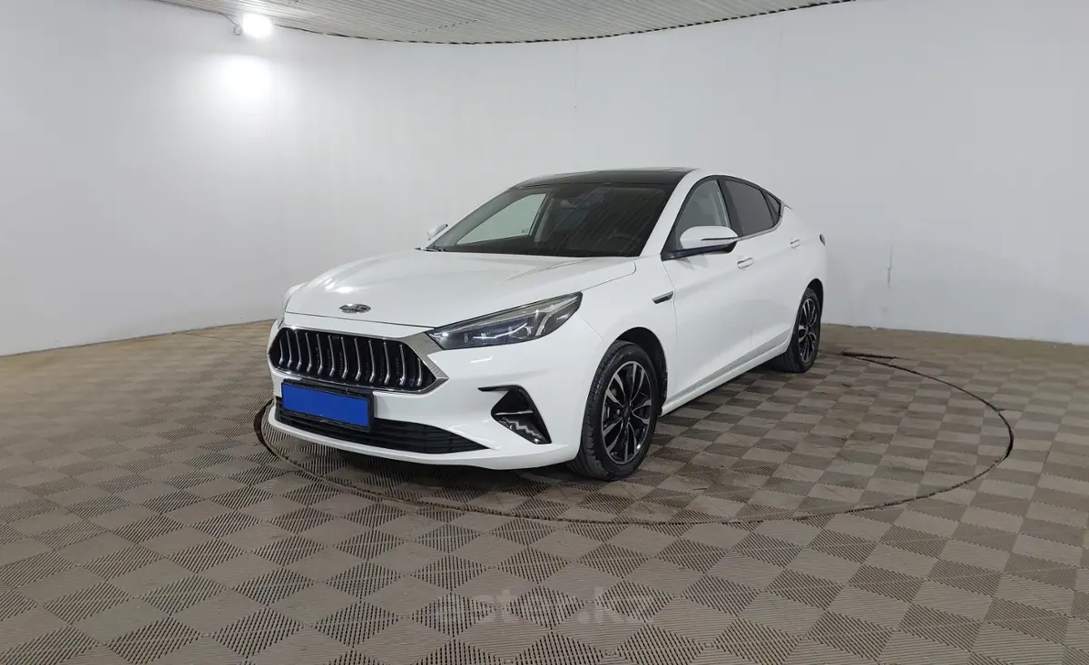 2023 JAC J7