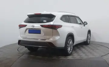 Toyota Highlander 2024 года за 34 000 000 тг. в Астана