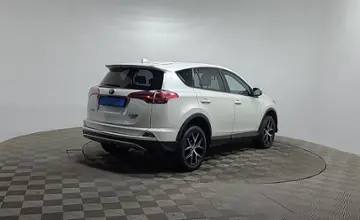 Toyota RAV4 2018 года за 12 490 000 тг. в Алматы
