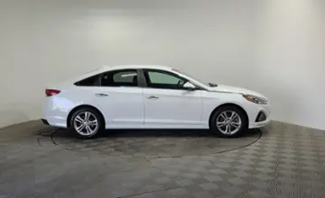 Hyundai Sonata 2019 года за 9 000 000 тг. в Алматы фото 4